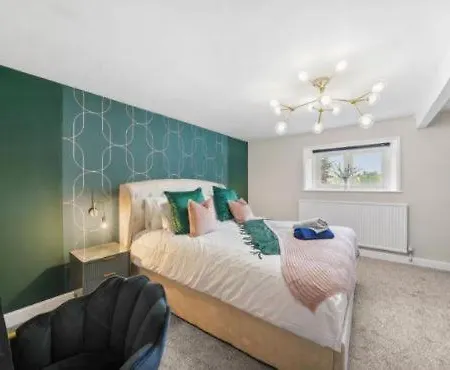 Artists' Abode - Hot Tub Retreat Whitby